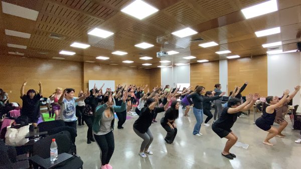 foto_0000001320240409112410_foto_yoga