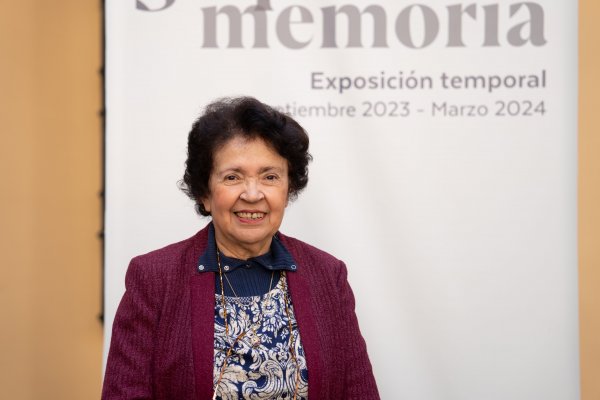 foto_0000001420230905183400_16_Exposicio_n_Maria_Victoria_Peralta_50_an_os