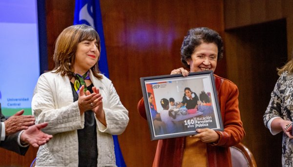 foto_0000001820240717144730_Lanzamiento_Libro_Maria_Victoria_Peralta_-34