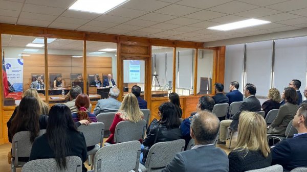 foto_0000006720250502102557_800x450_-_galeria_primera_doctora_ucen_2025_4
