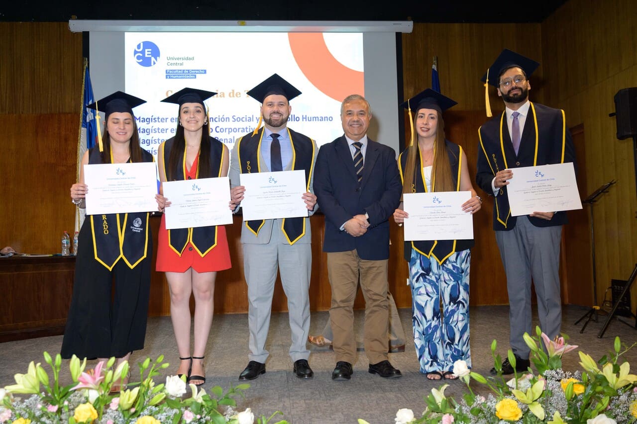 Titulación Magíster Facdeh 4