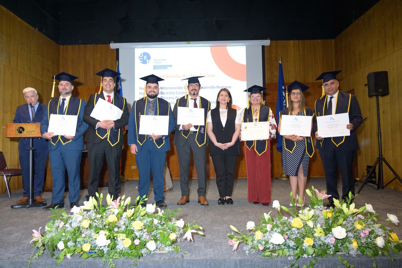 Titulación Magíster Facdeh 8