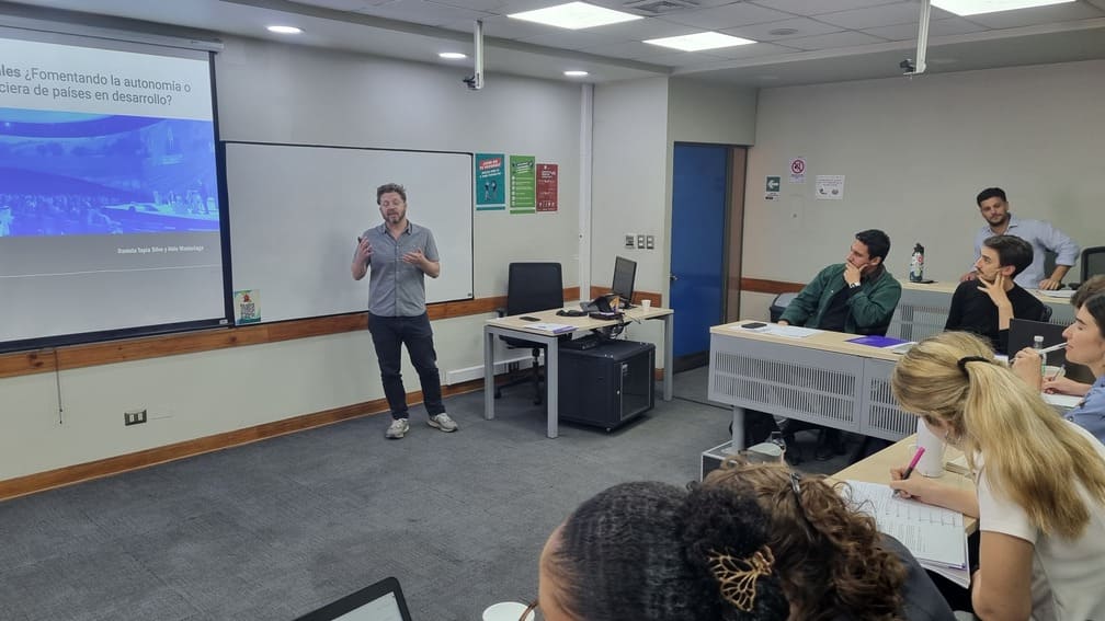 Workshop sobre estudios de la financiarización en América Latina 13