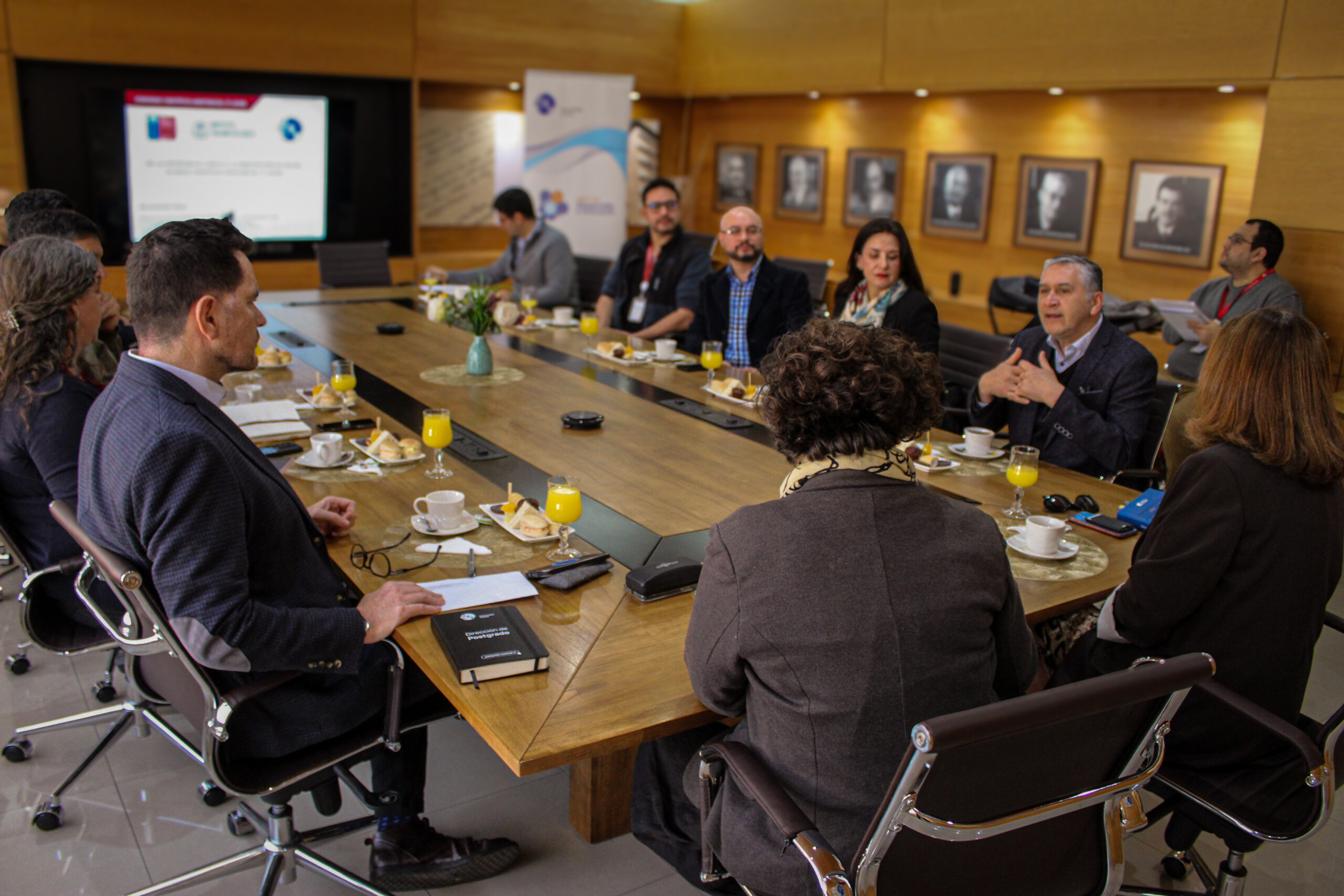 VRIIP e Instituto Traumatológico fortalecieron alianza para impulsar investigación e innovación en salud