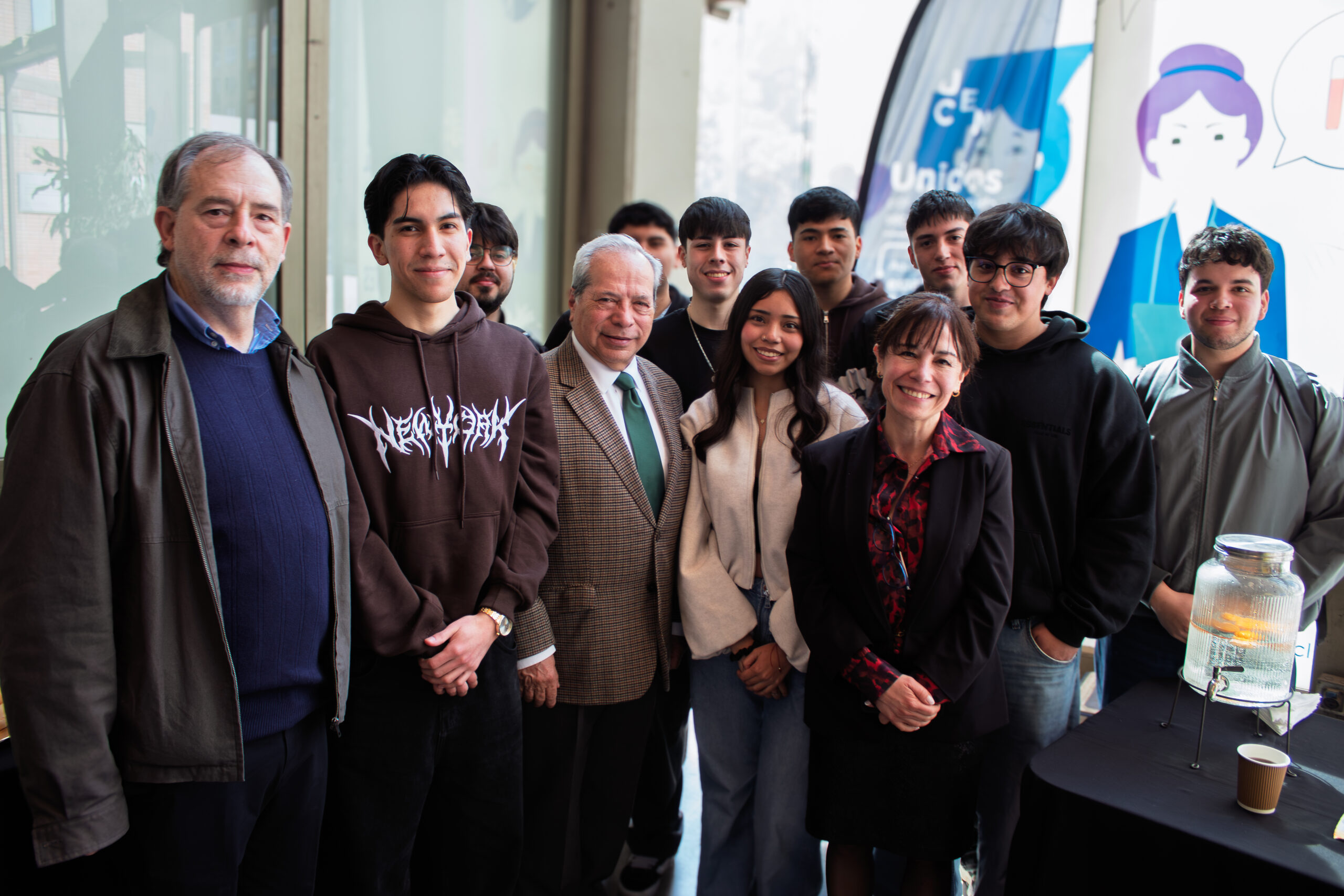 CISCE reunió a especialistas de Chile y Francia en seminario sobre IA y grupos vulnerables