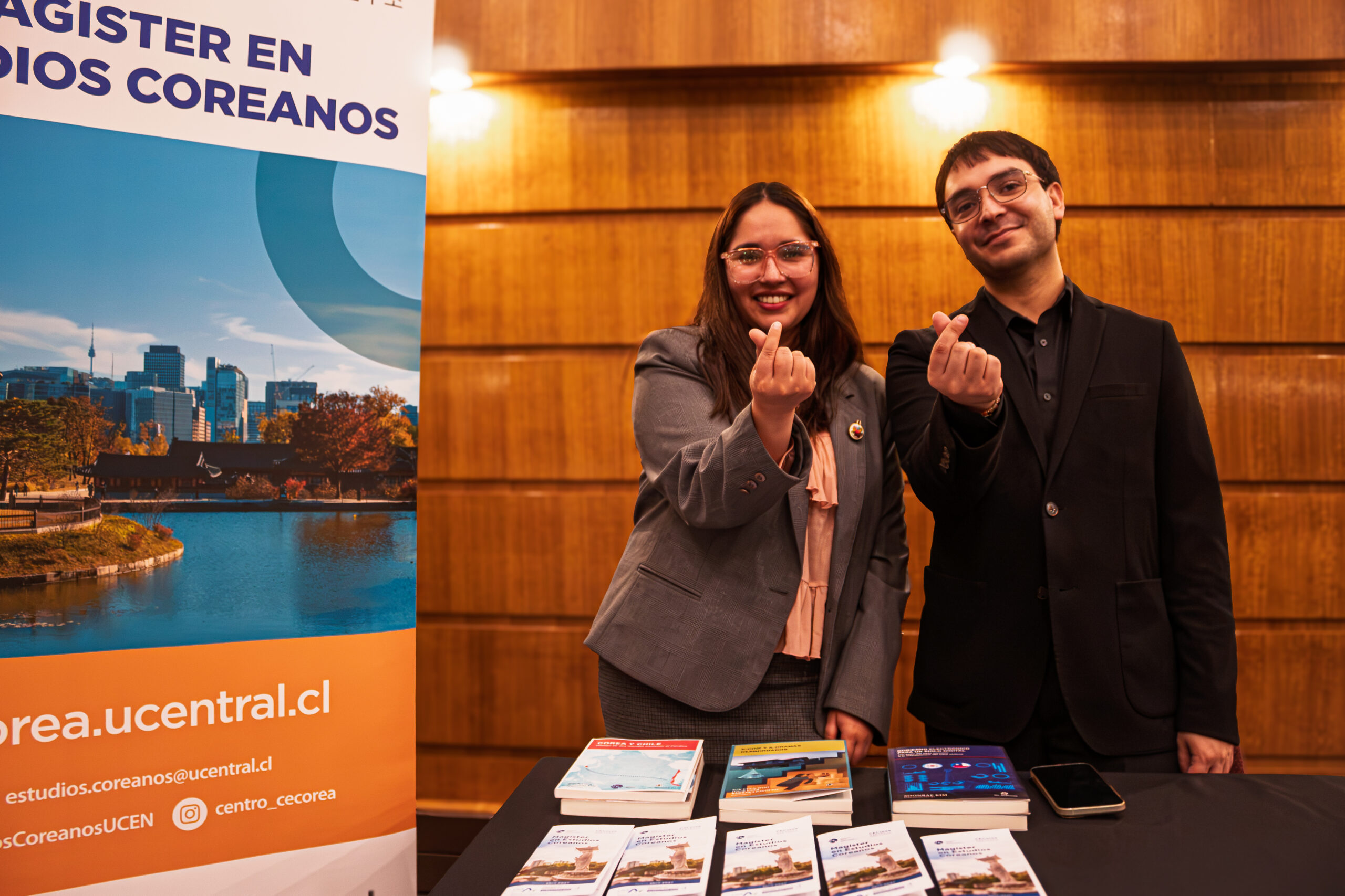 Postgrado U. central presentó su oferta de magíster en la Feria estudiantil 2026