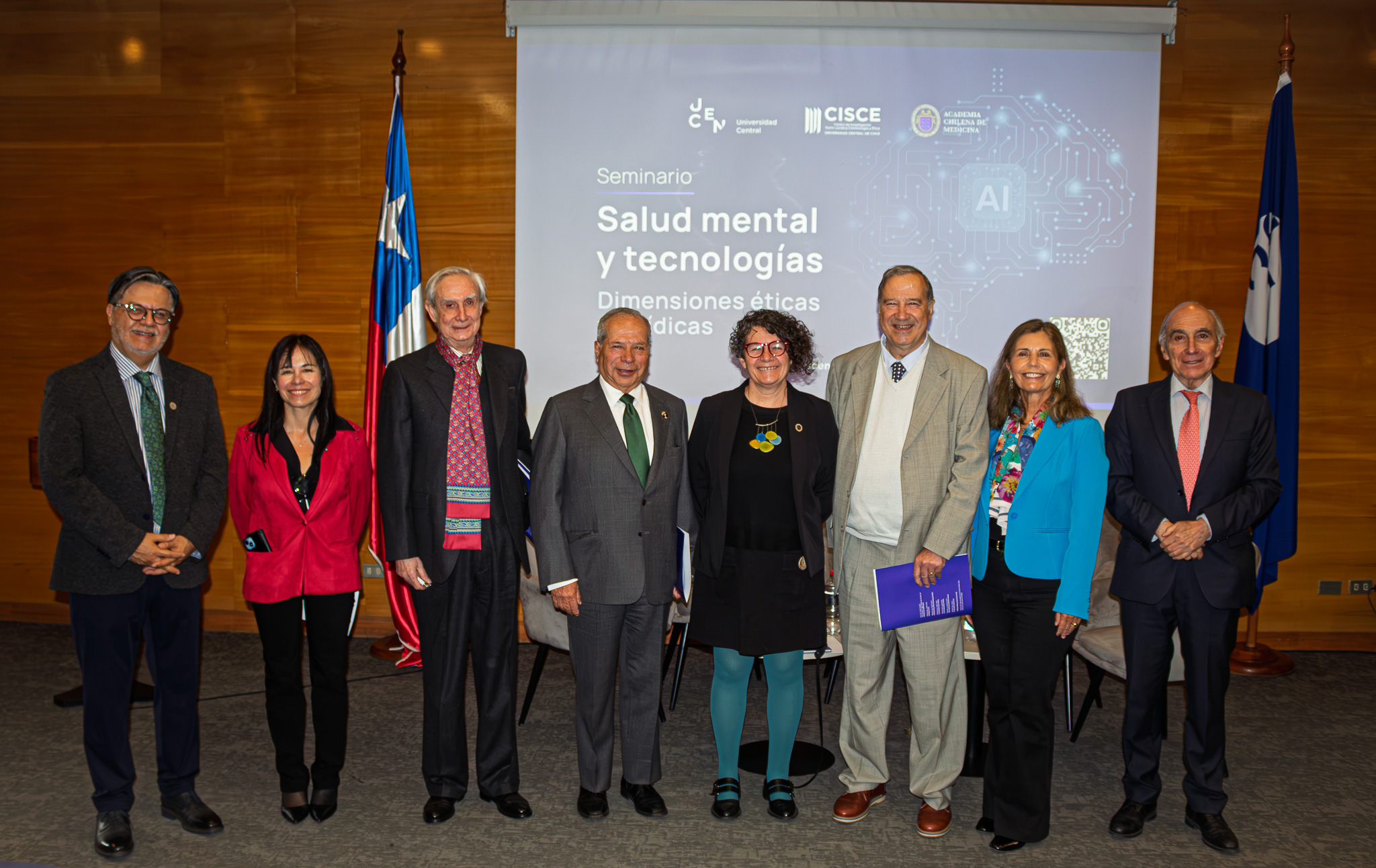 U. central abordó los desafíos éticos y jurídicos de las tecnologías en salud mental