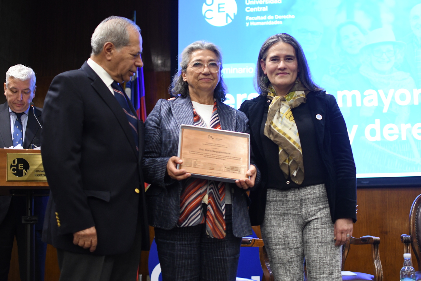 Reconocimiento Doris Sequeira - 2