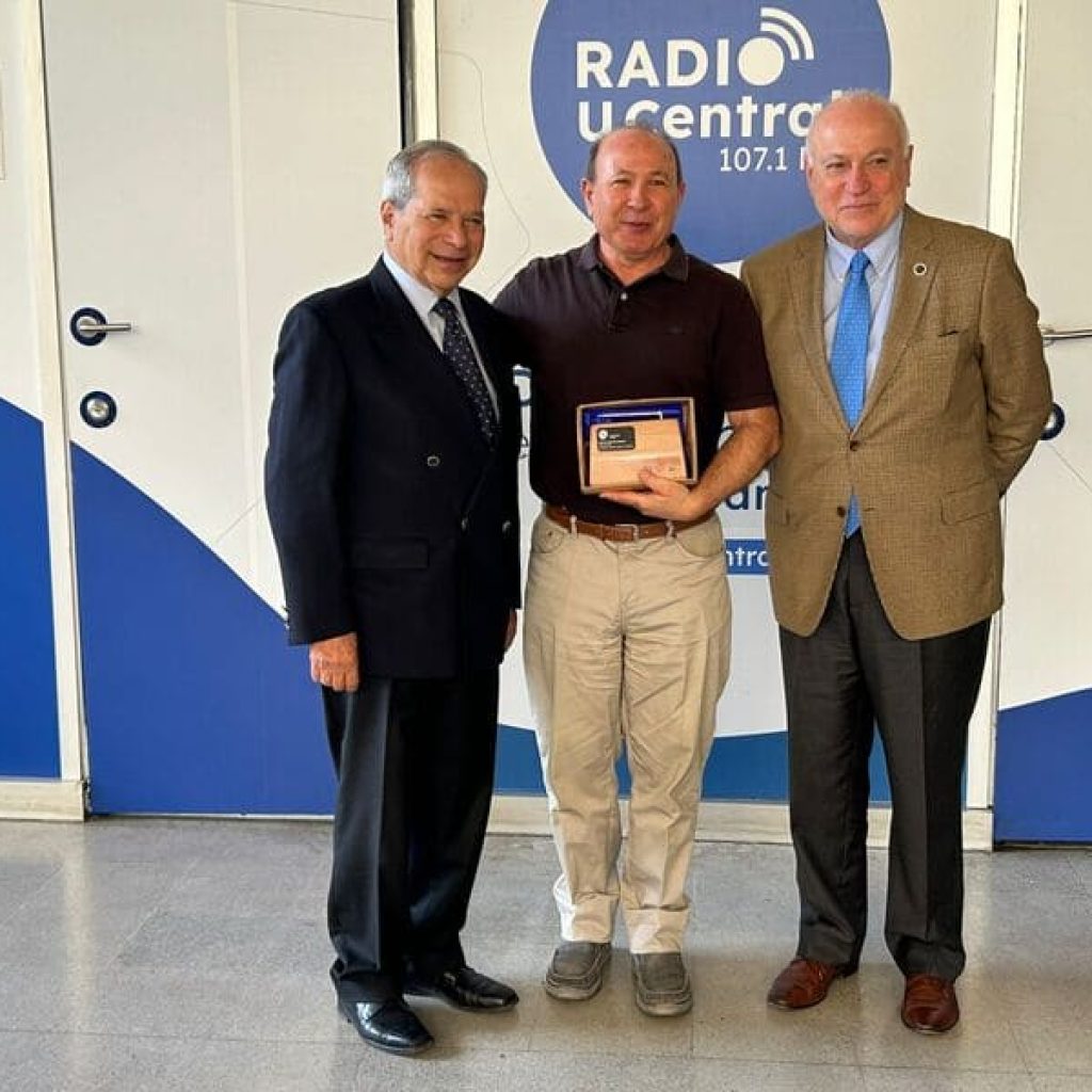 Aniversario Radio UCentral 8